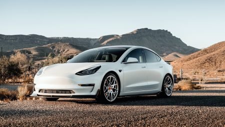 Yenilenen Tesla Model Y Türkiye’de: Daha Sportif Tasarım, Daha Uzun Menzil